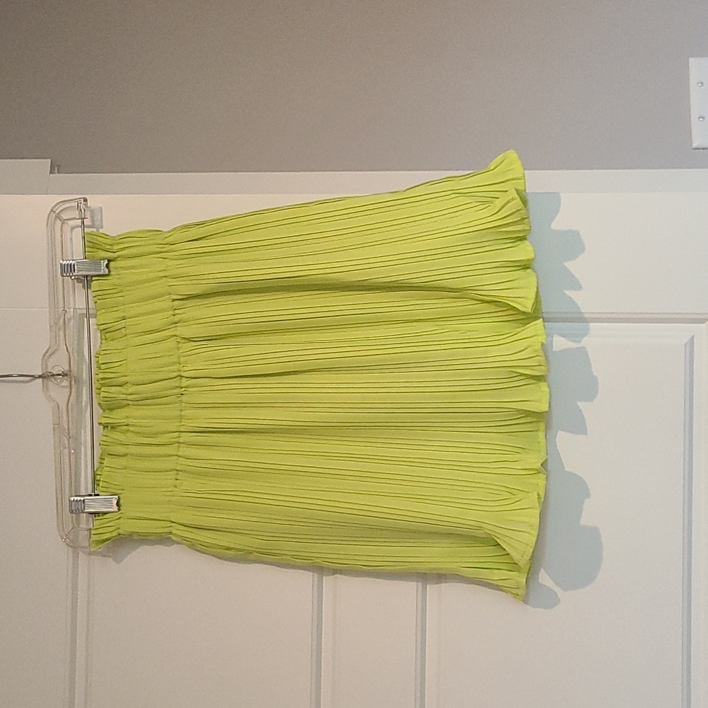 NWT On Twelfth Pleated Skort Lime Size S